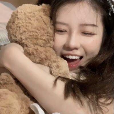 穿成作精女配后天天挽回老公的心